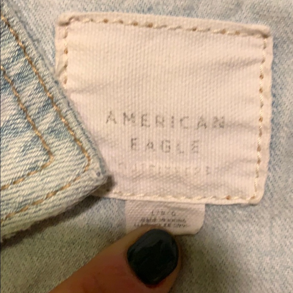 American Eagle light wash denim jacket - Picture 3 of 3